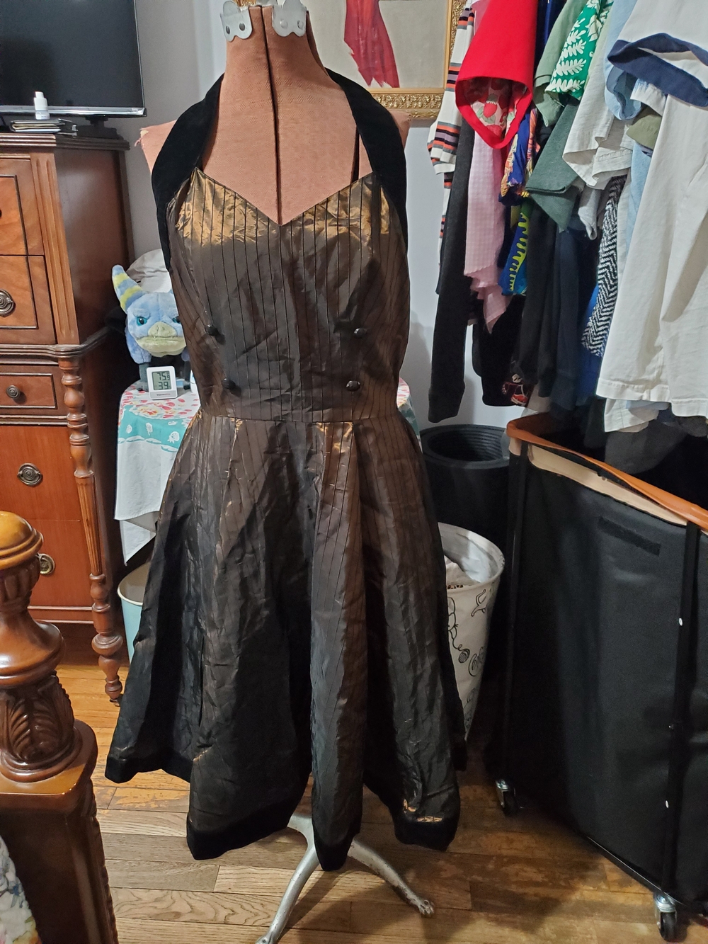 Black and Gold Metallic Fit-and-Flare Midi Dress